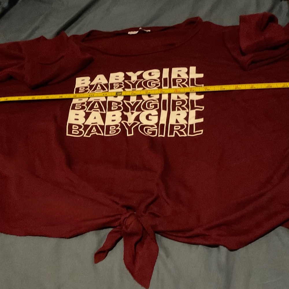 T-shirt by Fashion Nova - Picture 3 of 8